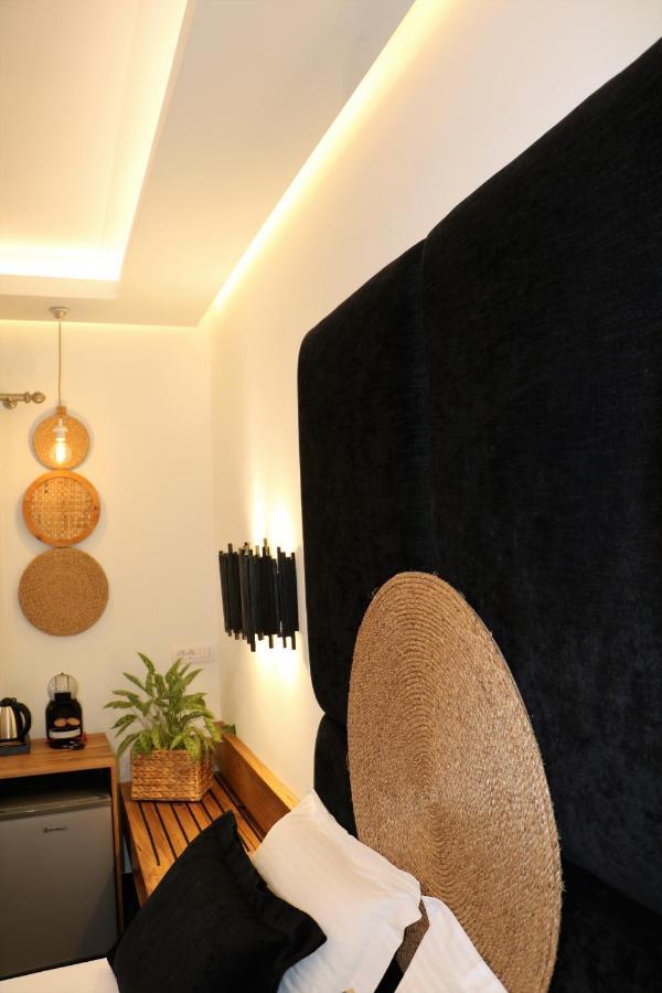 Angelica'S Deluxe Rooms In Adamas Dış mekan fotoğraf