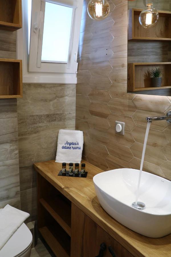 Angelica'S Deluxe Rooms In Adamas Dış mekan fotoğraf