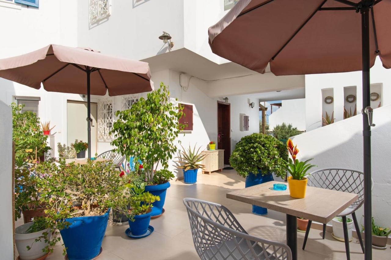 Angelica'S Deluxe Rooms In Adamas Dış mekan fotoğraf